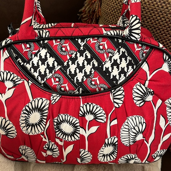 BERA BRADLEY Deco Daisy Shoulder Bag purse! - Picture 2 of 10